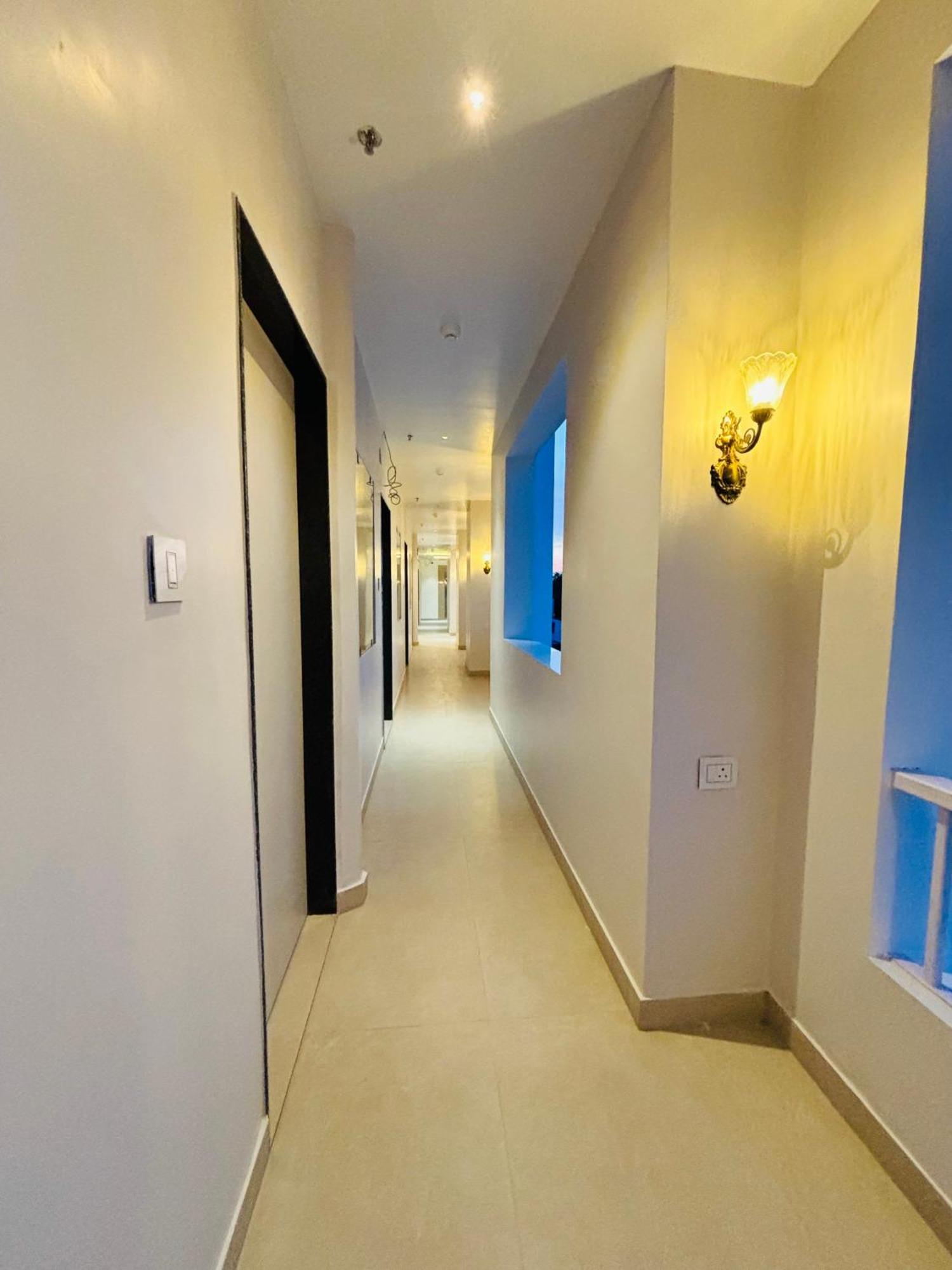 The Lavish Stay Varanasi Exterior photo
